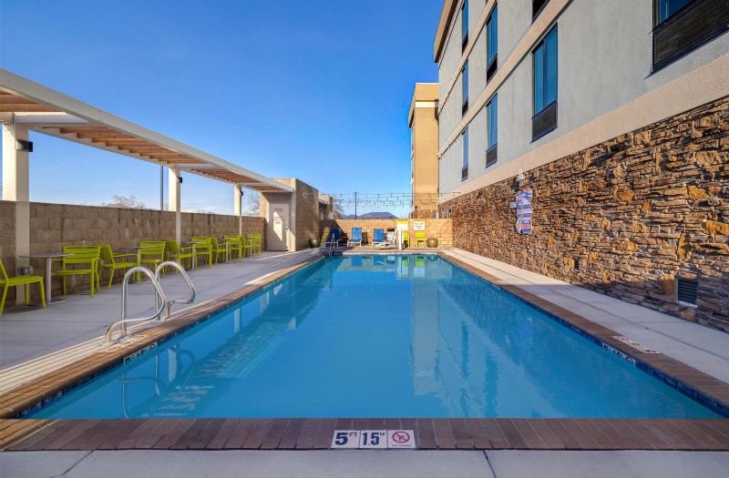 Home2 Suites by Hilton Redding photo 3