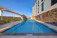 Home2 Suites by Hilton Redding - Pools