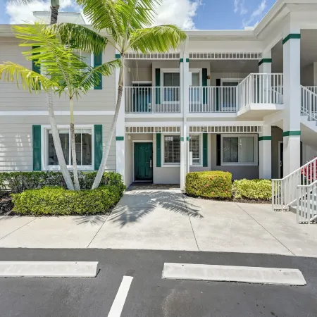 Newly Updated Golf Villa w/ Free Golf May-OCT