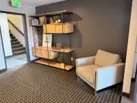 Super 8 by Wyndham Windsor