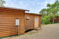 1/2 Mile to Turner Falls: 'Cedar Falls Cabin 5' - parking