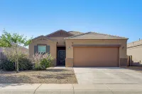 Fenced Yard + Outdoor Games: Buckeye Home! - 2-Star