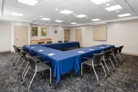 Hampton Inn & Suites Alexandria