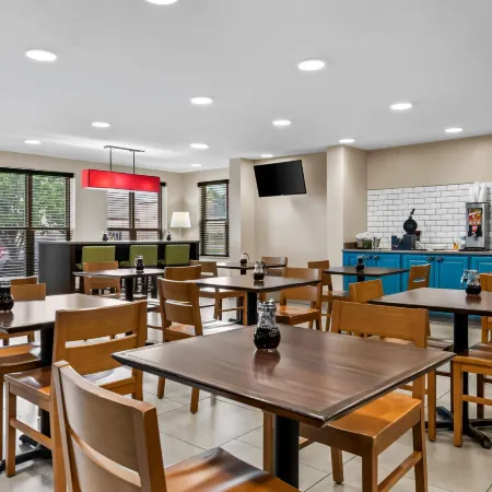 Country Inn & Suites by Radisson, Chambersburg, PA