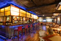 Hulhule Island Hotel - bar