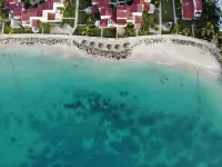 Dickenson Bay Oasis at Antigua Village - Хоумстей