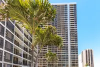 Remodeled 1Br Near Waikiki Beach with Free Parking! Hotels in 