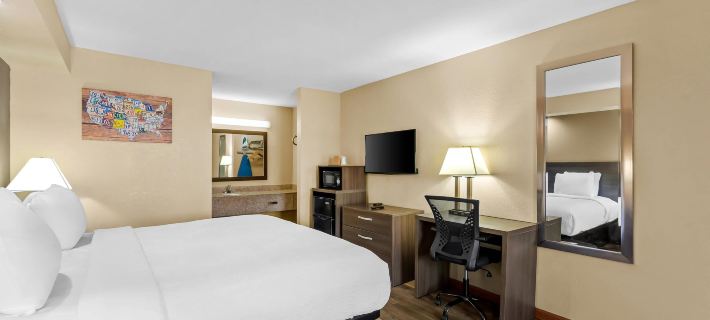 Econo Lodge Panama City St Andrews Hotels in Bay County