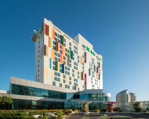 Ibis Styles Manila Araneta City Hotels in Quezon City