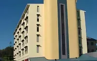 Ocean Beach Hotel