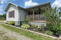 Families Welcome! Corinth Escape w/ Lake Views - 3-Star