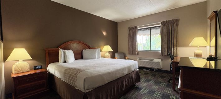 South Shore Inn Hotels in Sandusky