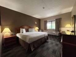 South Shore Inn