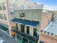 The Urban Flats - 2-Star