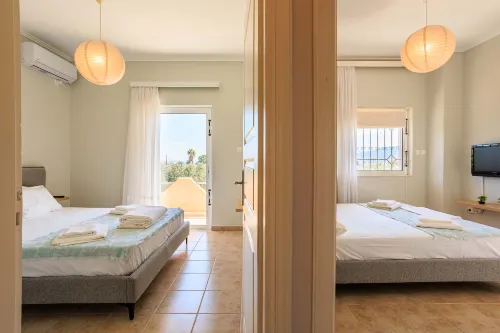 GrandVillle Cottage Escape, w/ Breathtaking Views - 2-Star