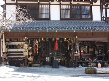 旅館むら山