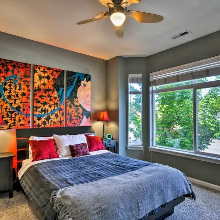 Modern Vancouver Townhome - Right on Main St!