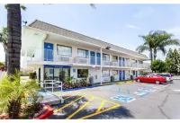 Motel 6 Rosemead, CA - Los Angeles - parking