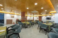 Hotel Skyline Manali Walking to Mall Road Centrally Heated - Bữa sáng