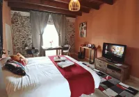 La Synchronicité - Chambres d'Hôtes - Bed and Breakfasts