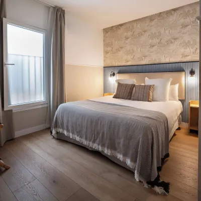 Feelathome Palacio de Álamos Отели рядом с достопримечательностью «Муэлье Уно»
