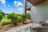 Rooster's Getaway and Studio Stay - Apartments
