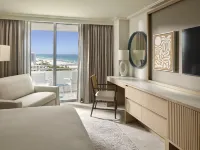 Loews Miami Beach Hotel Hotels near Collins Park