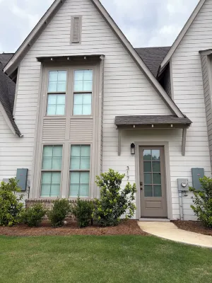 Auburn Getaway Home- Close to Campus!  Sleeps 8, Family-Friendly. - 4-Star