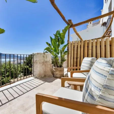 Santa Barbara by Santas Hotels
