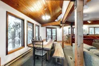 Open-beam Girdwood Chalet w/ Sunlit Solarium - Bungalow