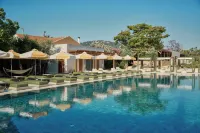 Eleonas Apartments - Yüzme Havuzu