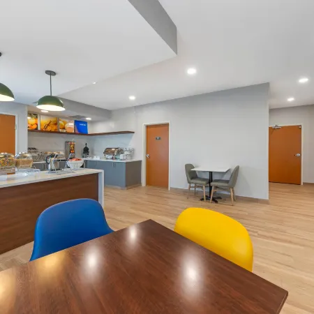 Comfort Inn & Suites Oklahoma City North - Quail Springs