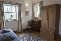 Courtyard Cottage - Bãi đậu xe
