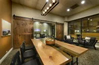 Hotel Maison Yakima, Tapestry Collection by Hilton - Pet friendly