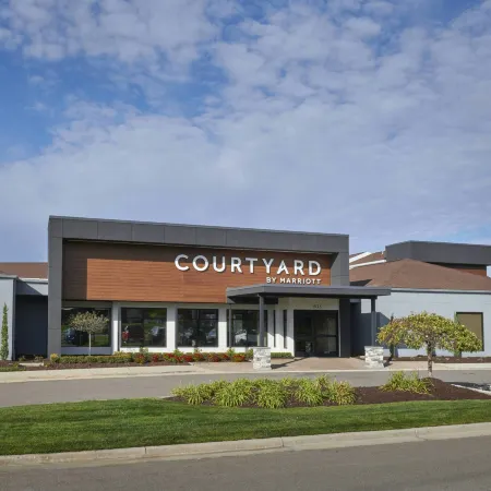 Courtyard Detroit Troy