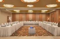 Four Points by Sheraton Hotel & Serviced Apartments, Pune - Kitchen
