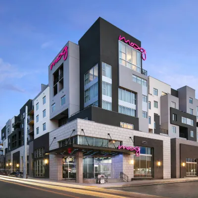 Moxy Nashville Vanderbilt Area Hotel berhampiran Universiti Lipscomb