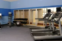 Four Points by Sheraton Cambridge Kitchener, Ontario - Gym