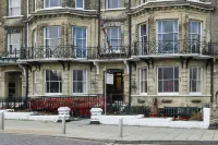 Lord Kitcheners Guest House - chambre d’hôtes