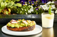 AC Hotel by Marriott Los Angeles South Bay - servizio colazione