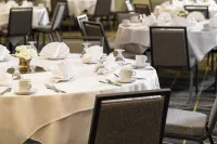 Holiday Inn & Suites OAKLAND - AIRPORT by IHG - 3-نجوم
