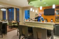 Hilton Garden Inn Atlanta North/Alpharetta - bar