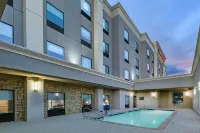 Hampton Inn & Suites by Hilton Dallas I-30 Cockrell Hill - 2-Star