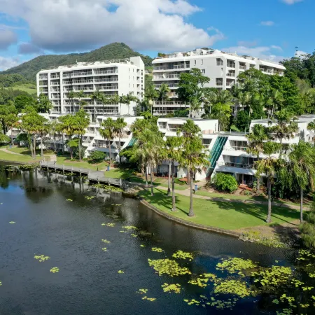 Charlesworth Bay Beach Resort