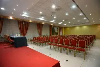 Zanhotel Europa - خدمة نقل من وإلى المطار
