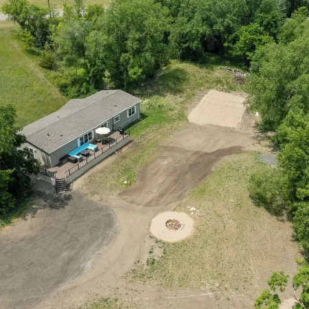 Fish & Relax Fireside: Mink Lake Retreat!