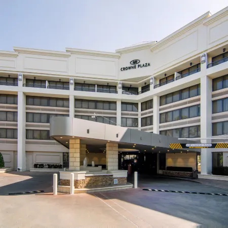 Crowne Plaza EXECUTIVE CENTER BATON ROUGE by IHG