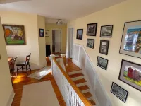 20 Acre Meticulously Renovated and Luxurious Waterfront Estate - One of A Kind! - Bintang 5