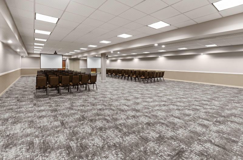 AmericInn by Wyndham Mankato Event Center photo 4