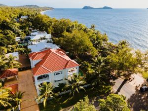 Villa Beach Palm Cove